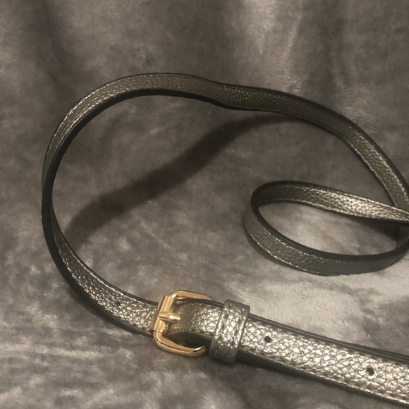 Vegan Leather Handbag - Picture 5 of 6